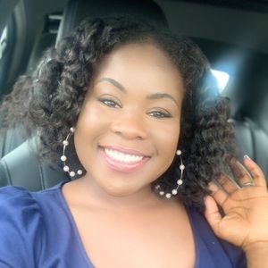 Meet your Posher, Francesca